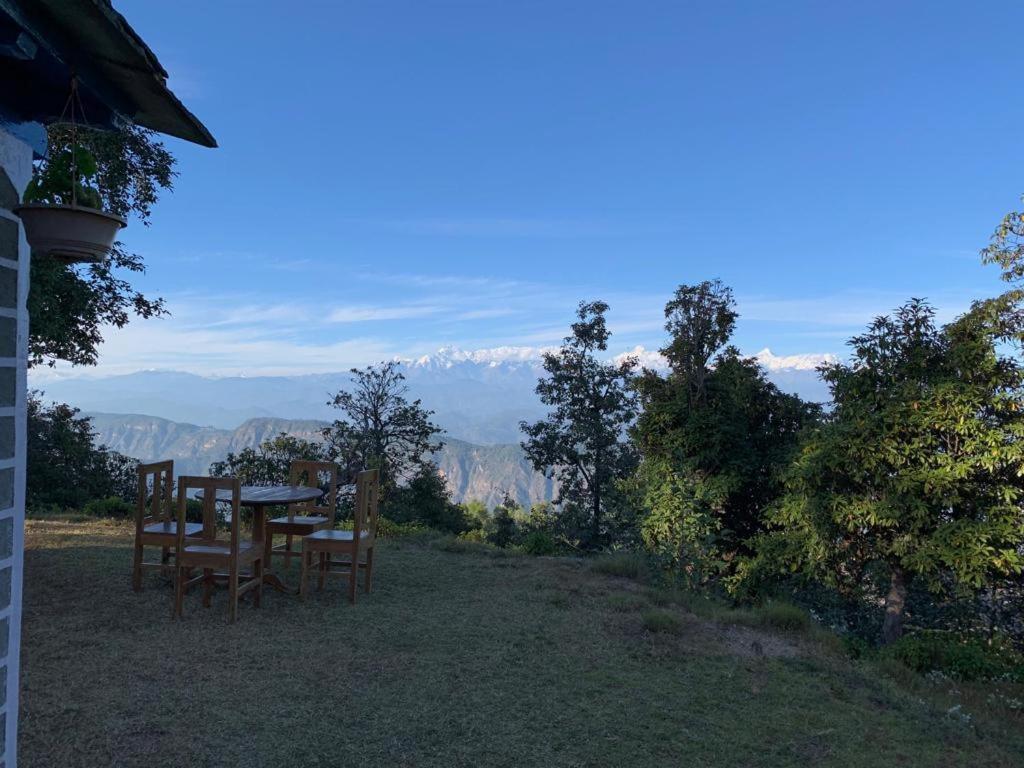 Thikalna Himalayan Retreat Villa Almora Luaran gambar
