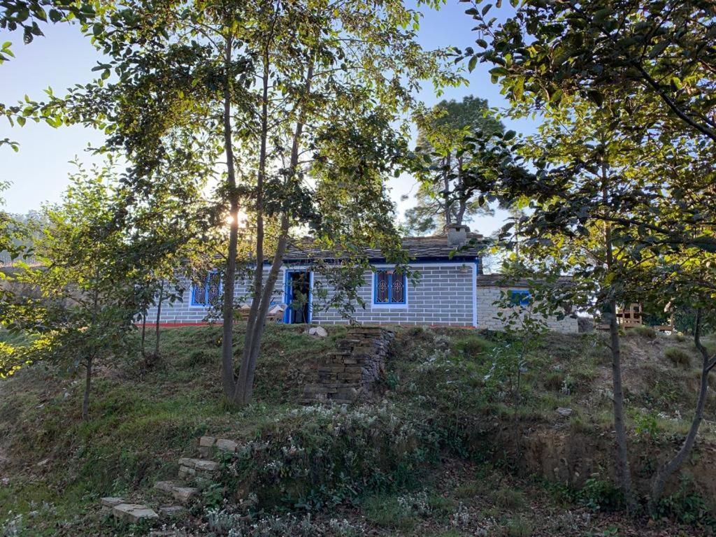 Thikalna Himalayan Retreat Villa Almora Luaran gambar